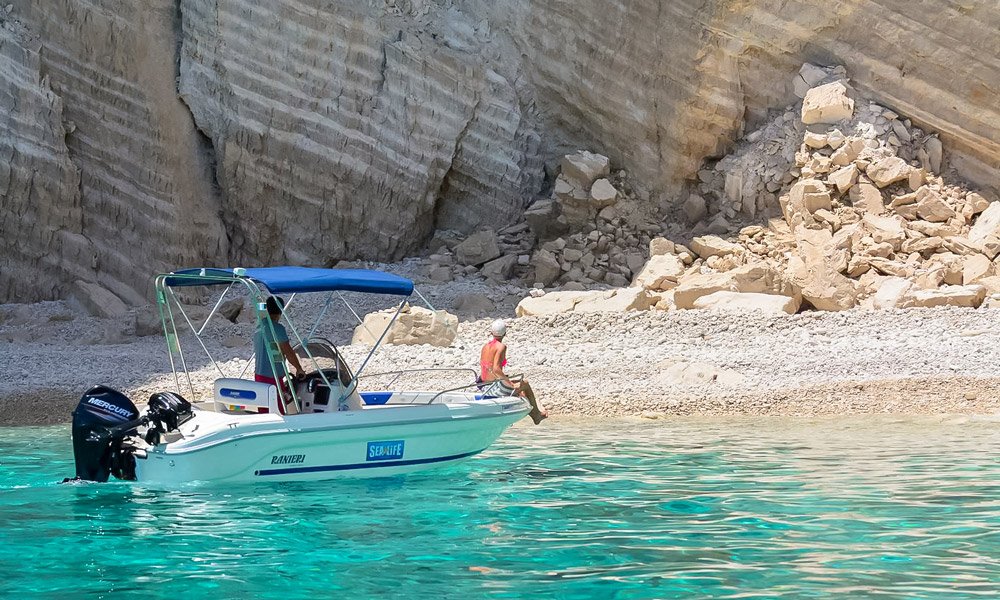 Be a captain for a day - 5,4m. License Free Boat - Northside