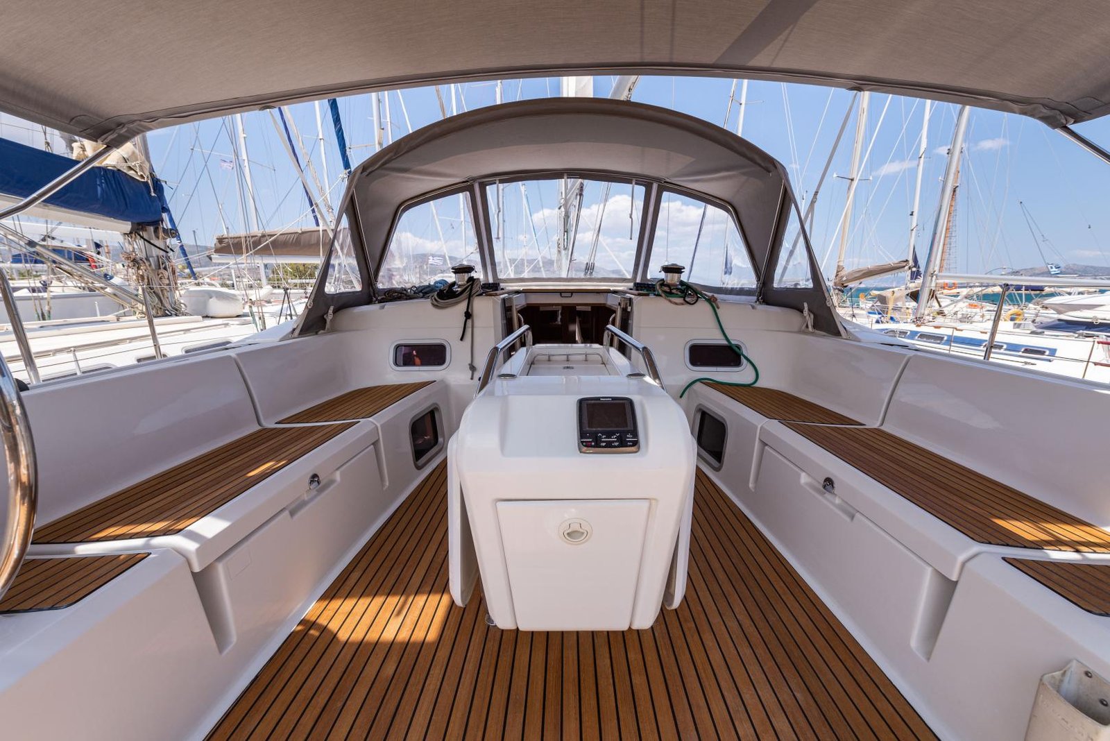 Jeanneau Sun Odyssey 509 – Aposperitis